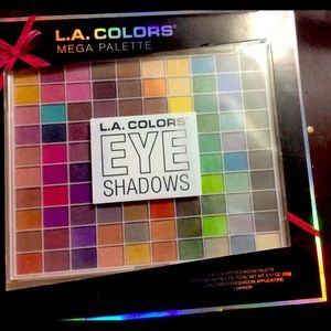 LA COLORS MEGA PALETTE 100 Eyeshadows